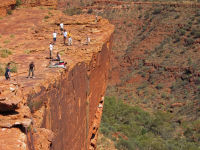 Abgrund ohne Zaun im Kings Canyon