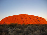Uluru (Ayers Rock) bei Sonnenaufgang